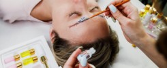 Cosmetic Procedure For Laminating Eyebrows