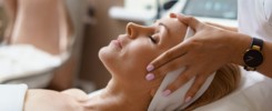 Facial massage beauty treatment