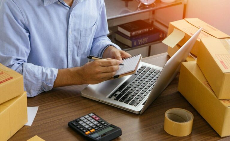 Webáruház készítése: sikeres online üzlet Online selling,e-commerce.