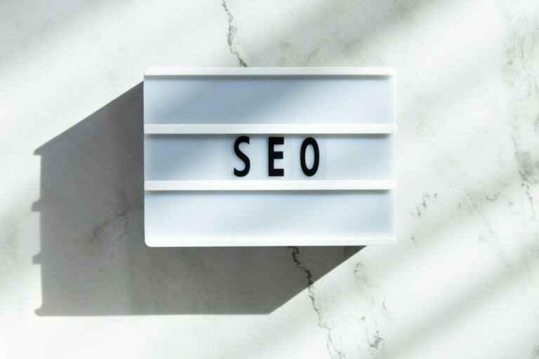 Google Search Console: lekérdezések és oldalak SEO