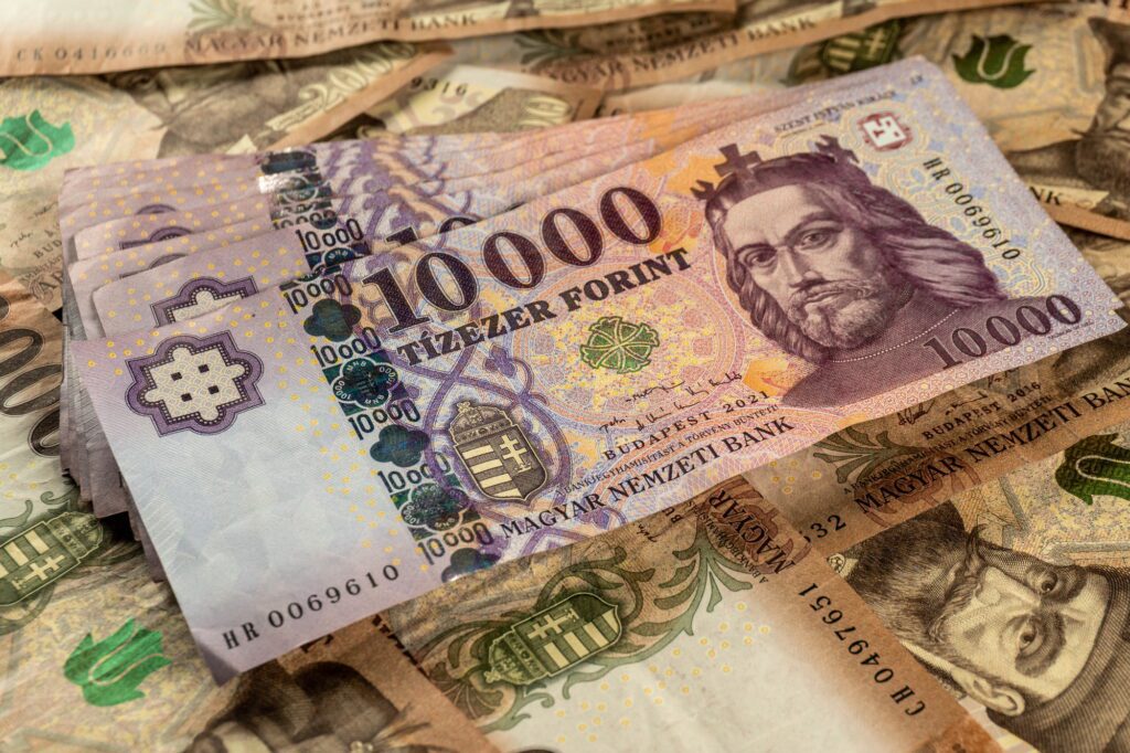Banknotes.