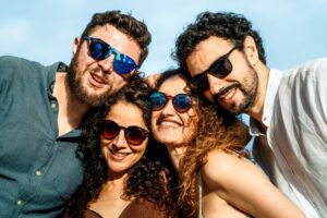 Meta Ray-Ban Display: a világ legfejlettebb AI-szemüvege a Connect 2025-ön